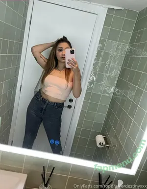  nude photo #0001