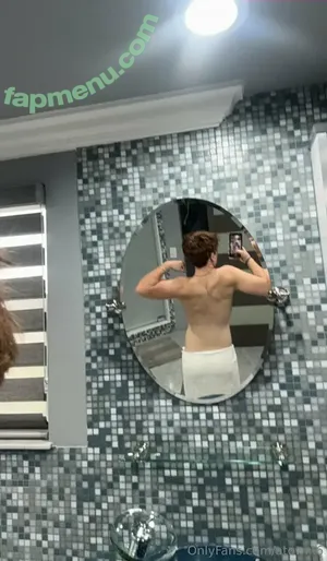  nude photo #0003