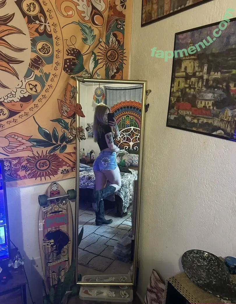 atxabbbsss nude photo #0006 (Texasw1tcch02 / atxbabesfit)