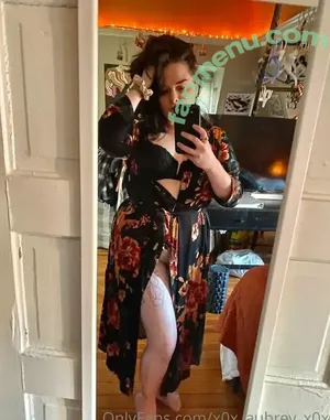 aubrey / aubreyoday / x0x_aubrey_x0x / xxo_aubrey_xxo nude photo #0028