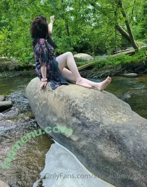 aubrey / aubreyoday / x0x_aubrey_x0x / xxo_aubrey_xxo nude photo #0031