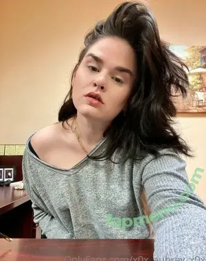 aubrey / aubreyoday / x0x_aubrey_x0x / xxo_aubrey_xxo nude photo #0042