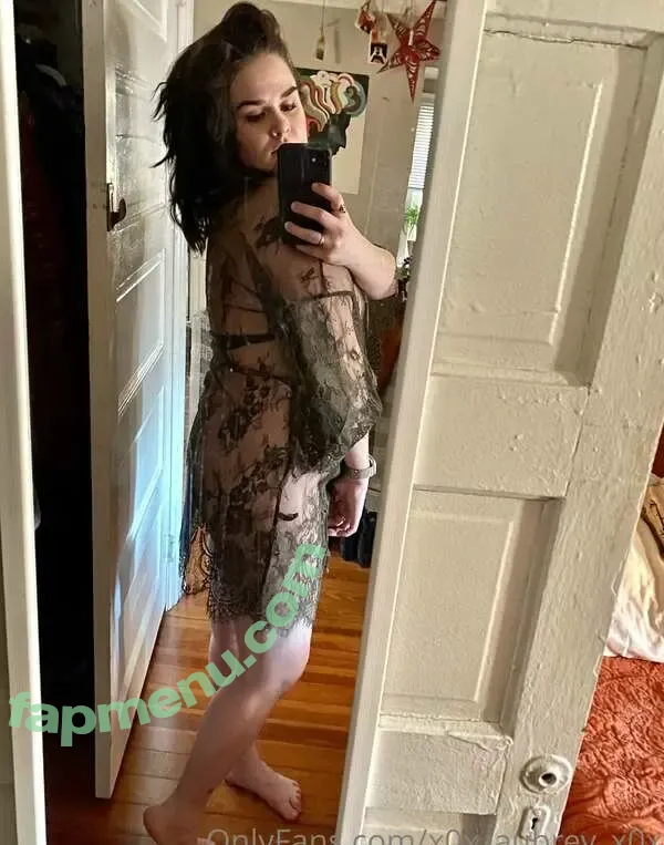 aubrey nude photo #0005 (aubreyoday / x0x_aubrey_x0x / xxo_aubrey_xxo)