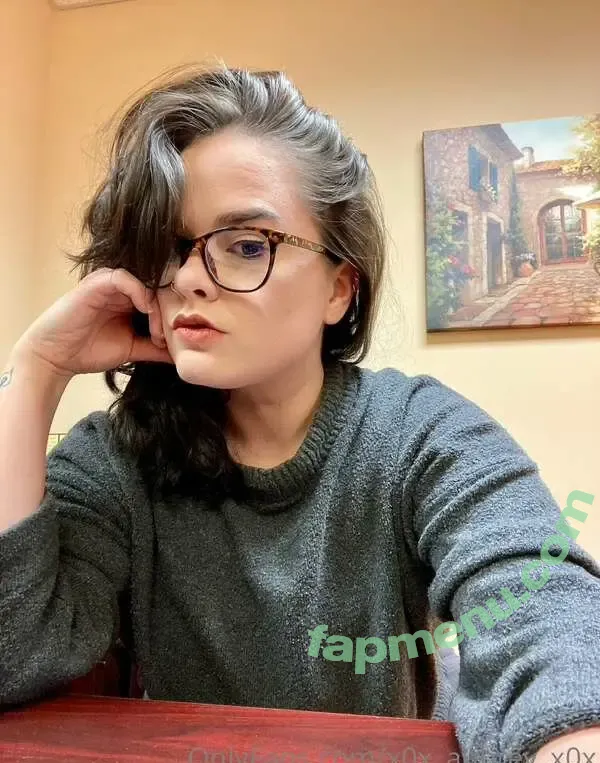 aubrey nude photo #0037 (aubreyoday / x0x_aubrey_x0x / xxo_aubrey_xxo)