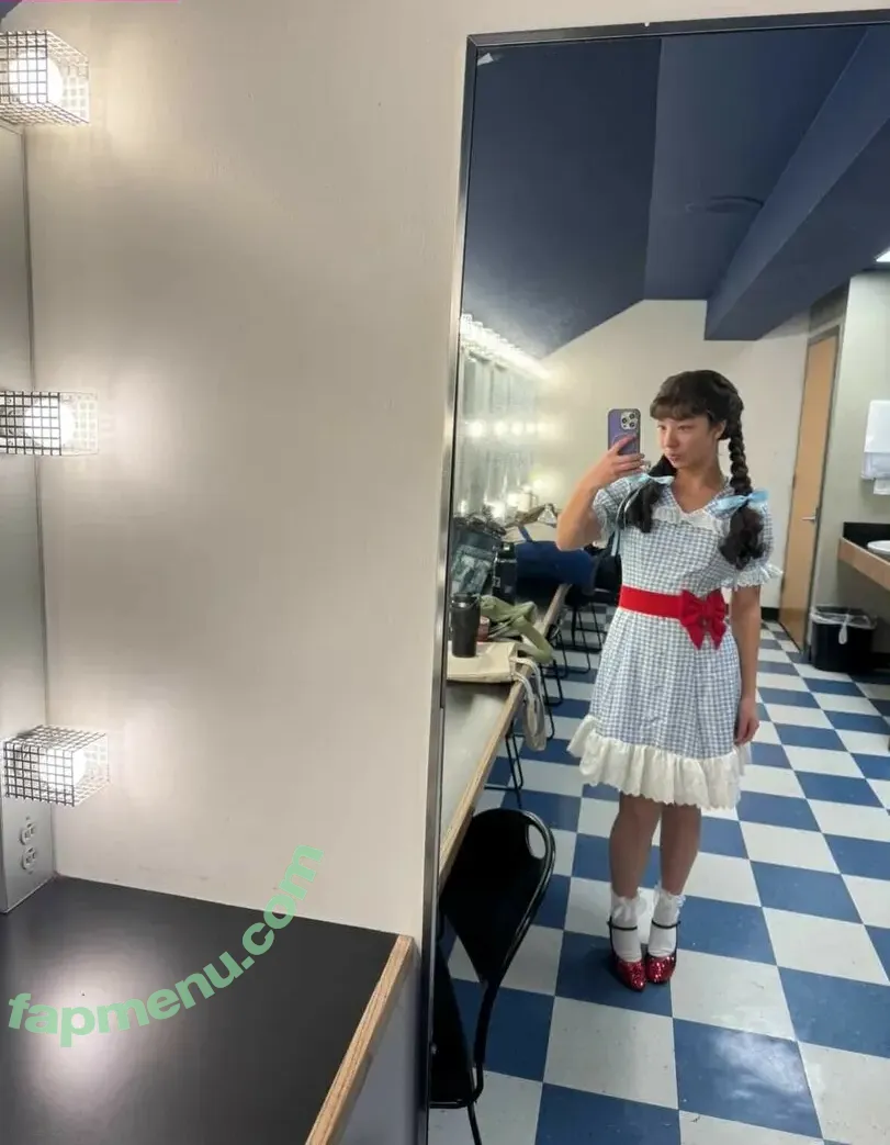 Aubrey Anderson-Emmons nude photo #0104 (aubreyandersonemmons)