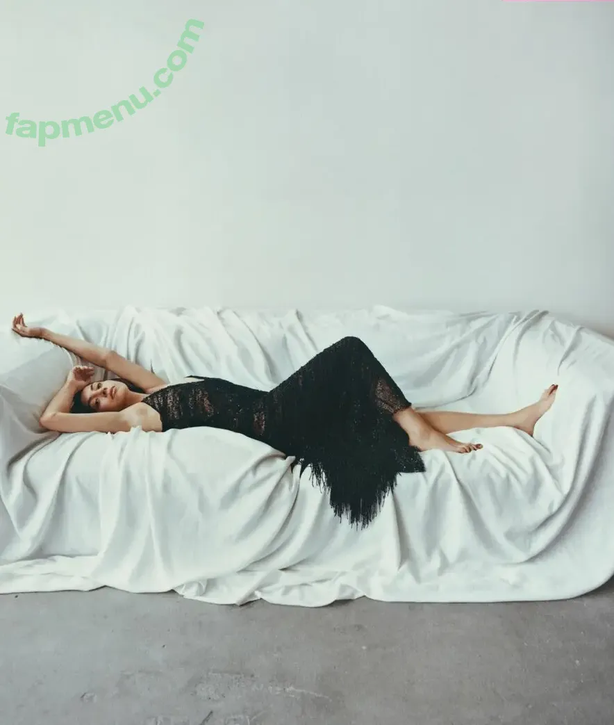 Aubrey Plaza nude photo #0075 (plazadeaubrey)