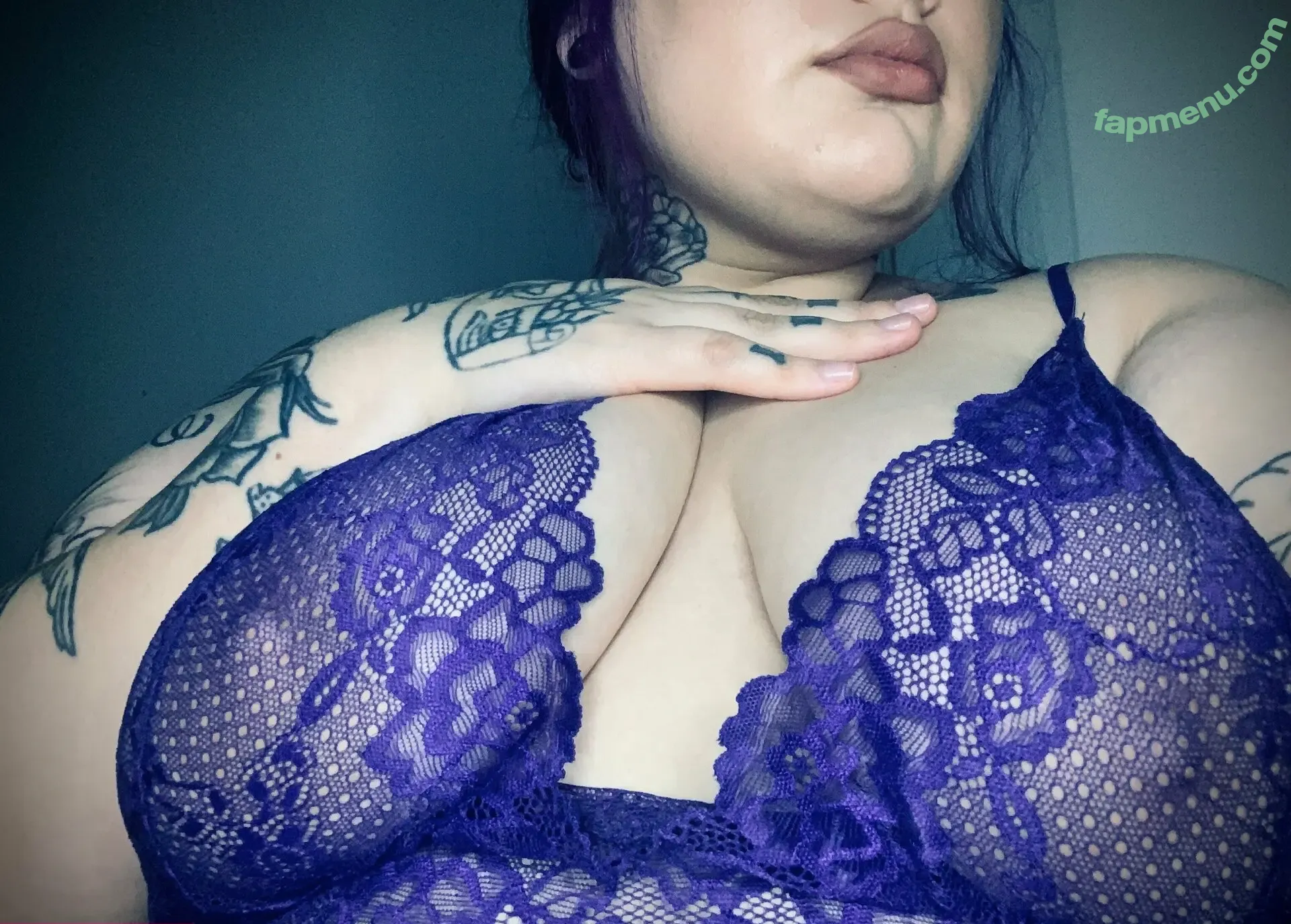 aubreyangel2001 nude photo #0016 (aubreyangel2001)