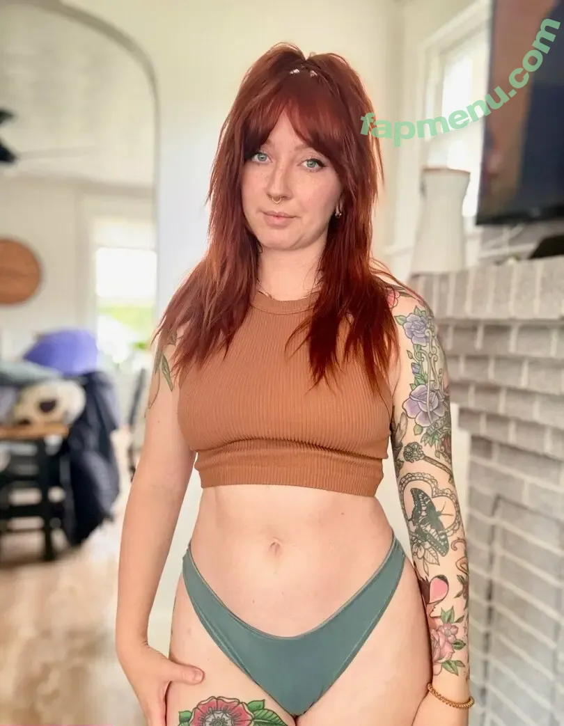 aubreybegsforit nude photo #0153 (aubrey47932)