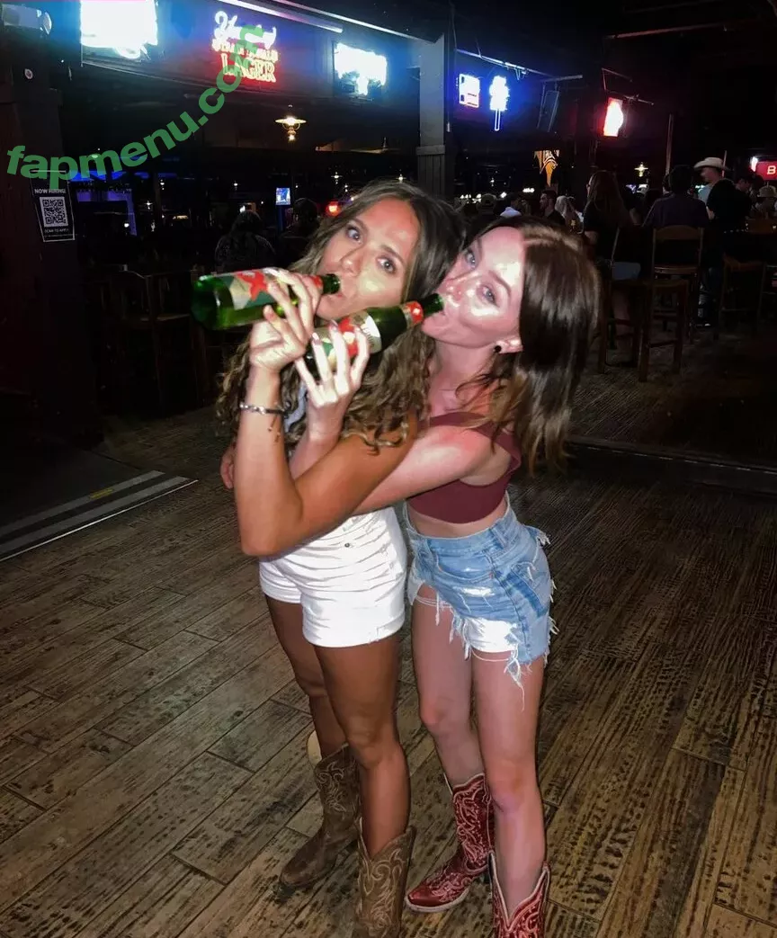 Audra Miller nude photo #0333 (anellamiller / audra.mllr / audramllr)