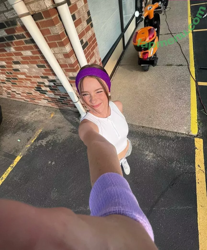 Audra Miller nude photo #0391 (anellamiller / audra.mllr / audramllr)