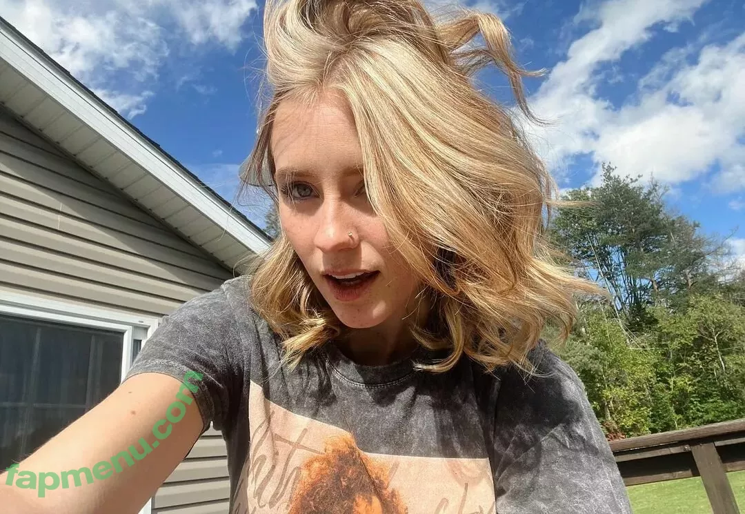 Audra Miller nude photo #0396 (anellamiller / audra.mllr / audramllr)