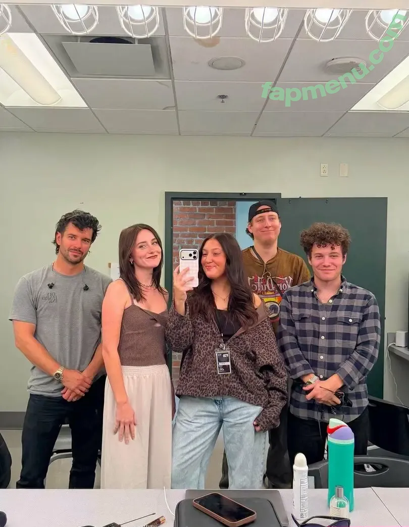 Audra Miller nude photo #0784 (anellamiller / audra.mllr / audramllr)