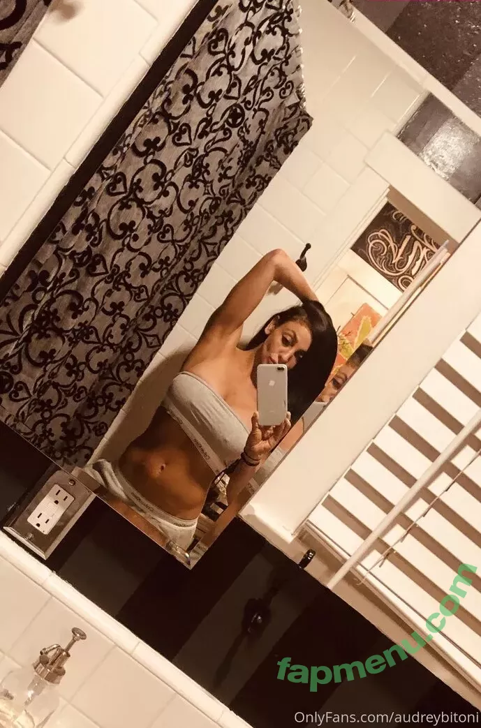 Audrey Bitoni nude photo #0037 (audreybitonixo)