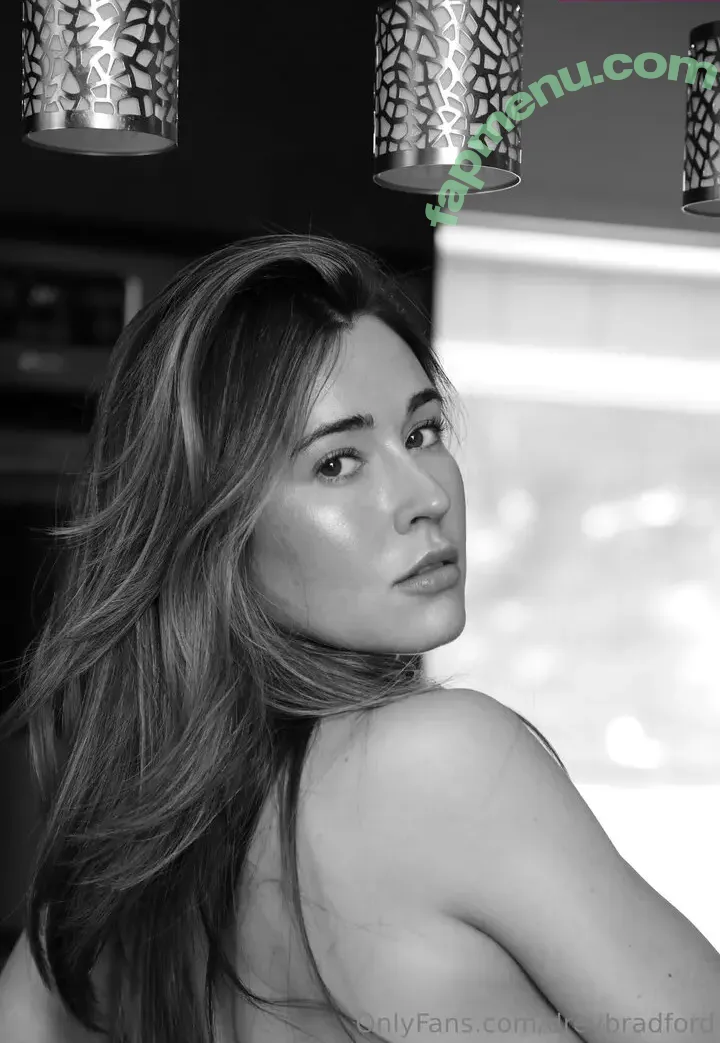 Audrey Bradford nude photo #0514 (dreybradford)