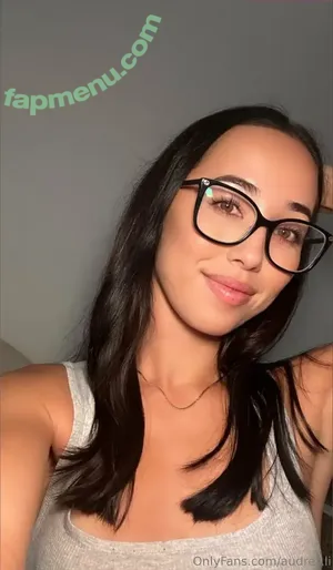 audrey.li / audrey_l_ nude photo #0005