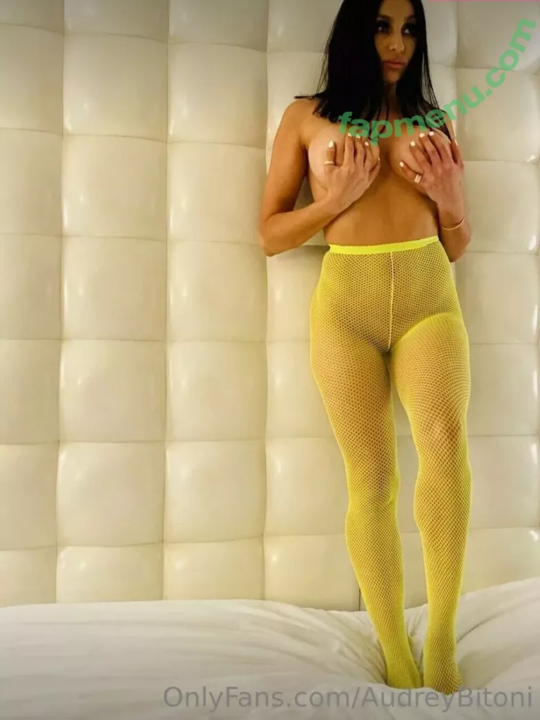 audreybitoni nude photo #0424 (audreybitoni818)