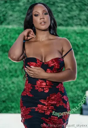 august_skyexx / _august_skyexx nude photo #0352