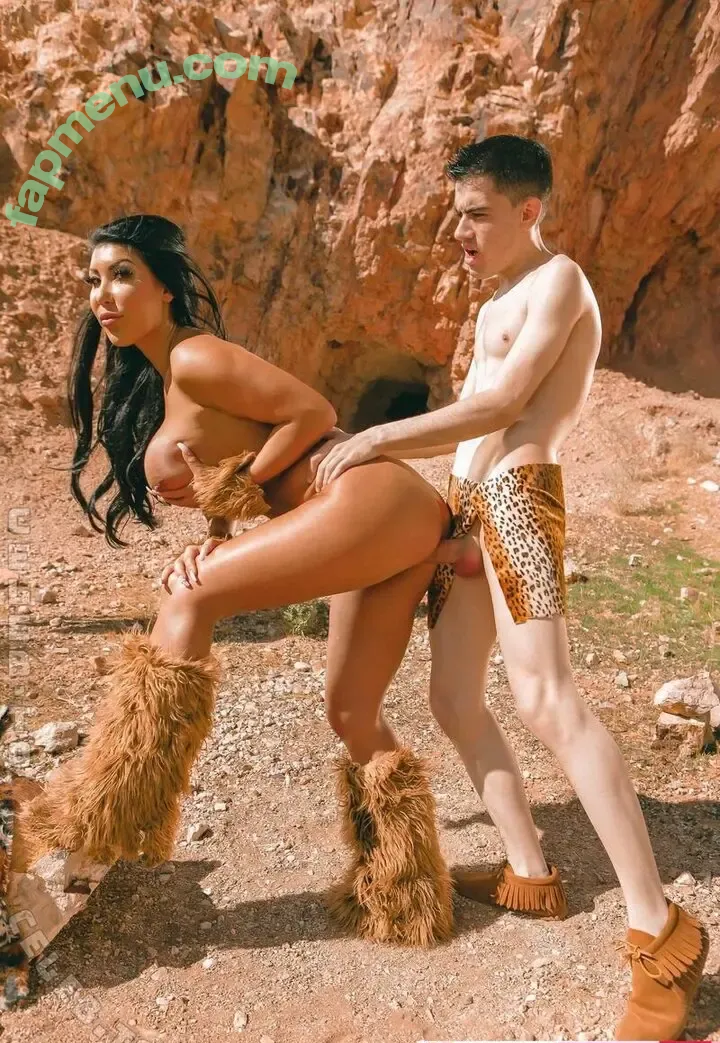 August Taylor nude photo #0494 (augusttaylorxxx / itsaugusttaylor)