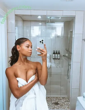  nude photo #0005