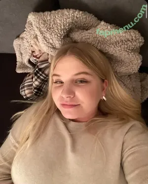  nude photo #0001