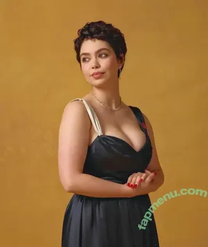 Aulii Cravalho / AuliiCravalho / Auli’i Cravalho nude photo #0193