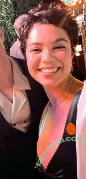 Aulii Cravalho / AuliiCravalho / Auli’i Cravalho nude photo #0201