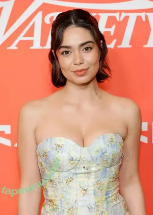 Aulii Cravalho / AuliiCravalho / Auli’i Cravalho nude photo #0272