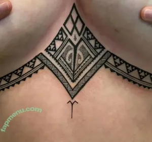 Aulii Cravalho / AuliiCravalho / Auli’i Cravalho nude photo #0305