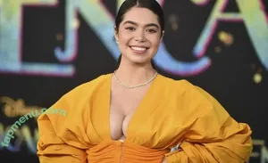 Aulii Cravalho / AuliiCravalho / Auli’i Cravalho nude photo #0314