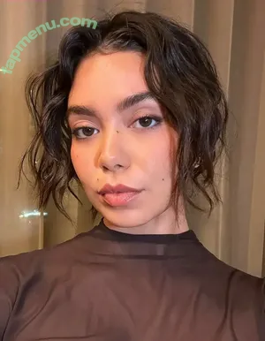 Aulii Cravalho / AuliiCravalho / Auli’i Cravalho nude photo #0330