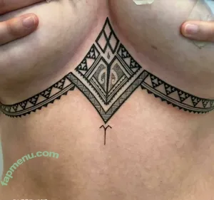 Aulii Cravalho / AuliiCravalho / Auli’i Cravalho nude photo #0335