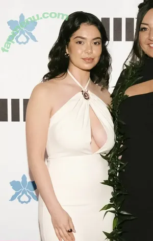 Aulii Cravalho / AuliiCravalho / Auli’i Cravalho nude photo #0336