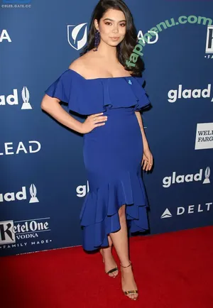 Aulii Cravalho / AuliiCravalho / Auli’i Cravalho nude photo #0343