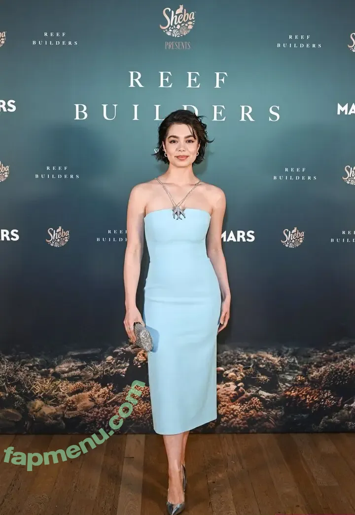 Aulii Cravalho nude photo #0142 (AuliiCravalho / Auli’i Cravalho)