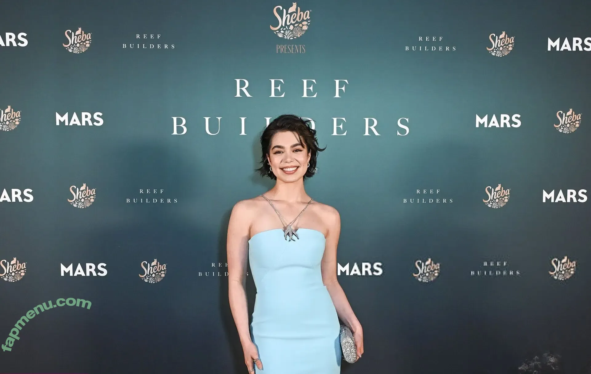 Aulii Cravalho nude photo #0143 (AuliiCravalho / Auli’i Cravalho)