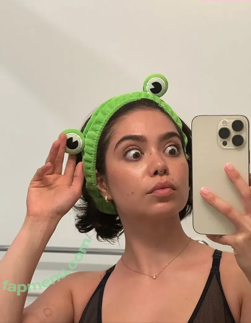 Aulii Cravalho nude photo #0264 (AuliiCravalho / Auli’i Cravalho)