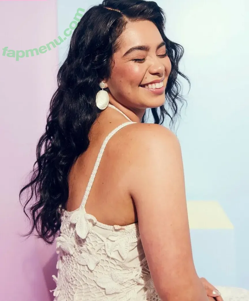 Aulii Cravalho nude photo #0299 (AuliiCravalho / Auli’i Cravalho)