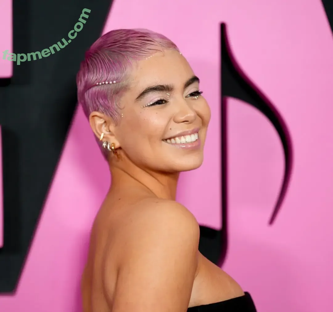 Aulii Cravalho nude photo #0360 (AuliiCravalho / Auli’i Cravalho)