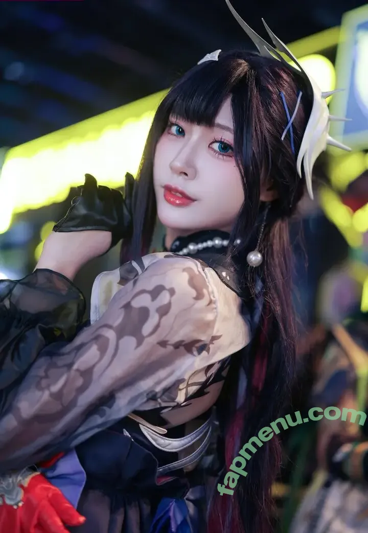 Aumx1a nude photo #0216 (Aumx1a)