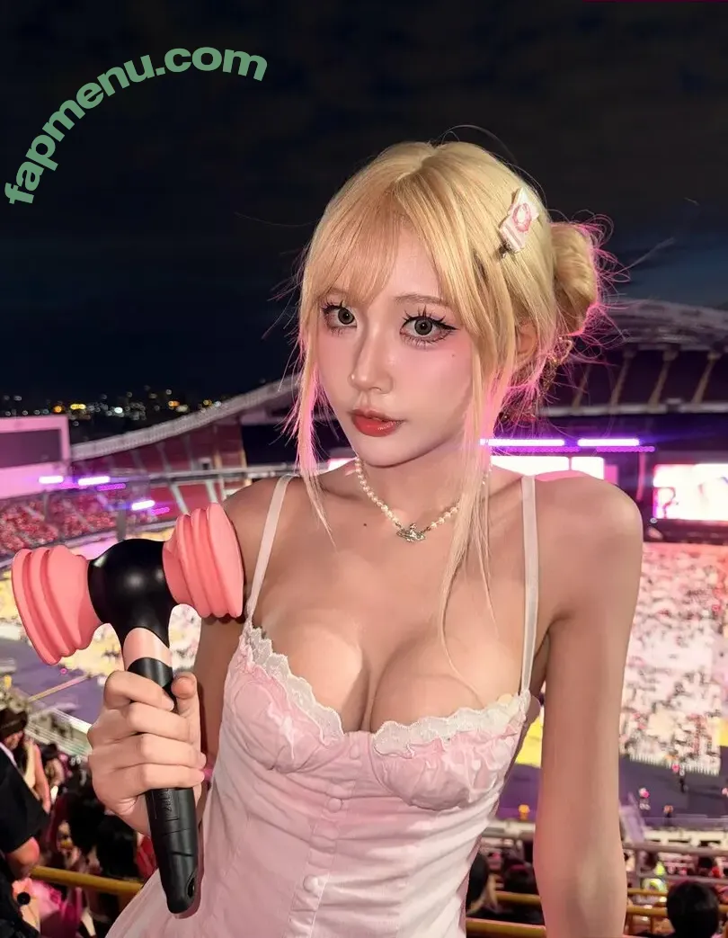 Aumx1a nude photo #0219 (Aumx1a)