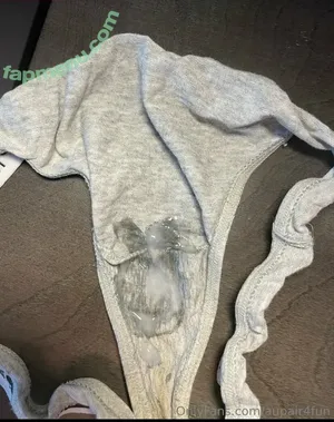  nude photo #0002