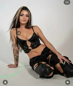 AuracleBeats / Alyssa Wright nude photo #0003