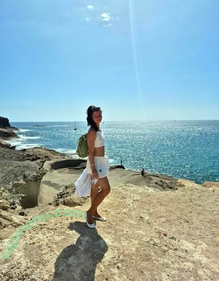 auraparadis nude photo #0010 (paradis_aura)
