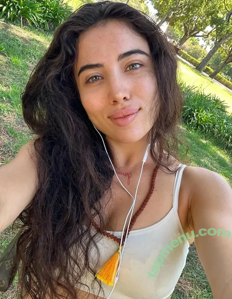 aurelia999 nude photo #0047 (aurelia999)