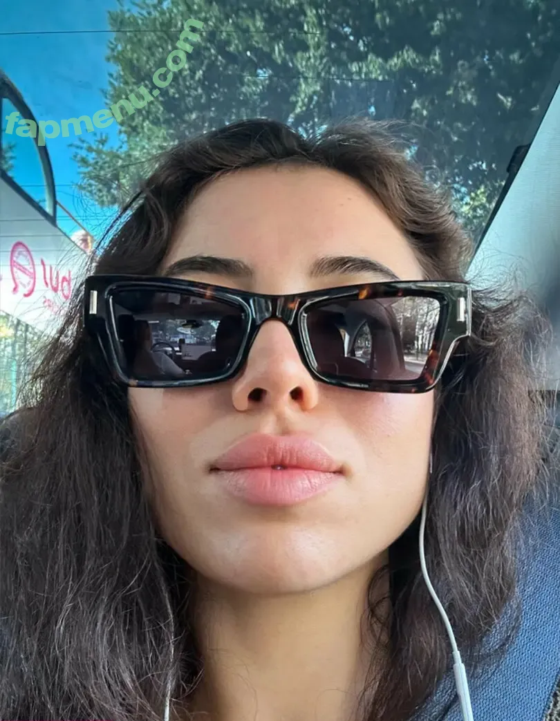 aurelia999 nude photo #0056 (aurelia999)