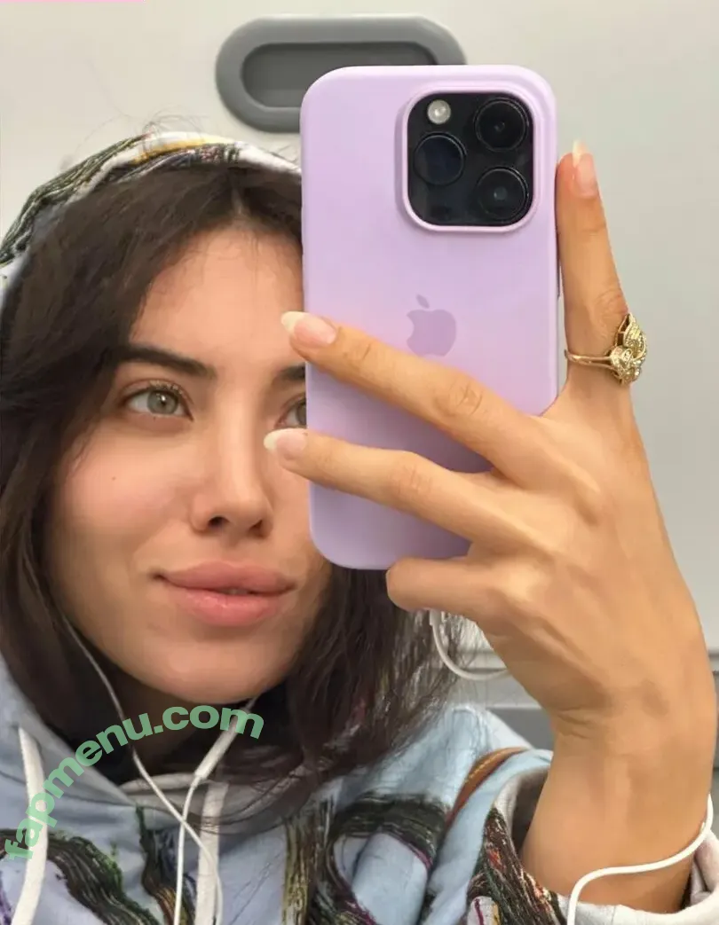 aurelia999 nude photo #0079 (aurelia999)