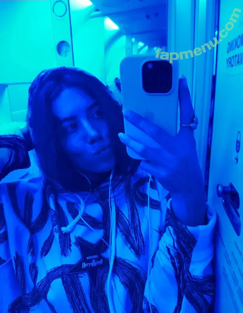 aurelia999 nude photo #0083 (aurelia999)