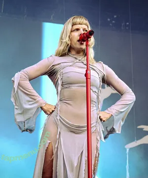 Aurora Aksnes / auroramusic / singer nude photo #0523
