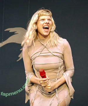 Aurora Aksnes / auroramusic / singer nude photo #0524