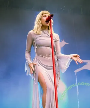 Aurora Aksnes / auroramusic / singer nude photo #0526